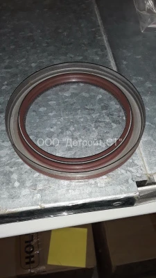 Сальник коленвала передний Deutz BFM1012 04253372 (0425-3372, 4253372, 20459168, 21496591, 81-10468-00, 084.791, 81-36021-00, 114746, 04502202, 0450-2202, 4502202, 0419-7315, 4197315, 04197315) фото запчасти