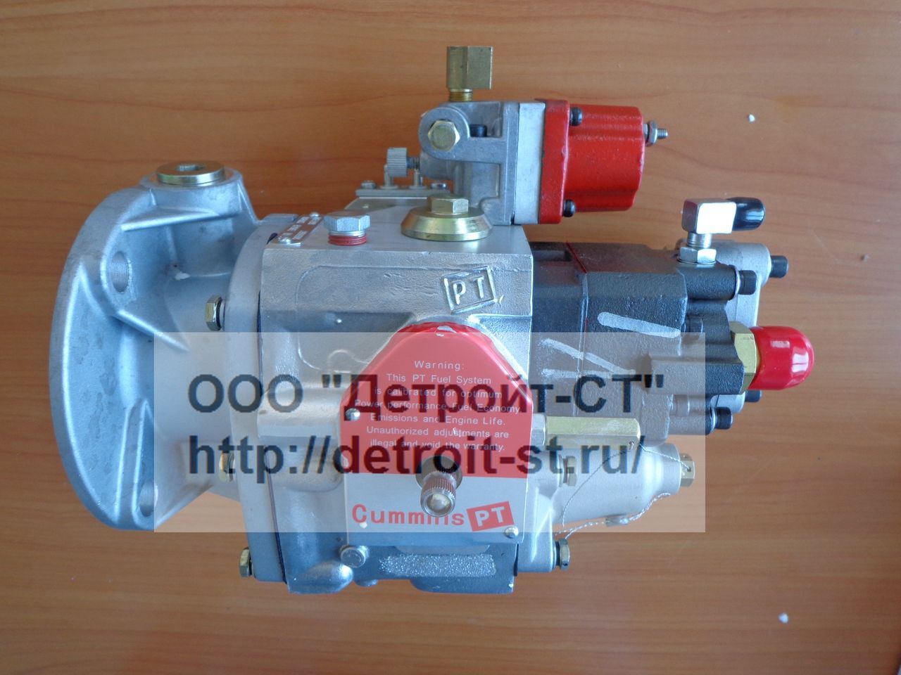 Насос топливный Cummins M-11 3347539 фото запчасти