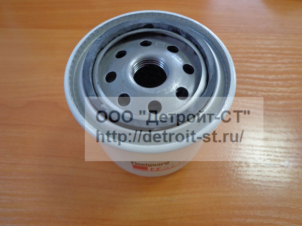 Фильтр топливный Cummins FF5114 (130360220, 130366020, 37Z02FF161, 4285634, 6002116120, 6003112110, 87370735, C6003117460, Z1402FF161) фото запчасти