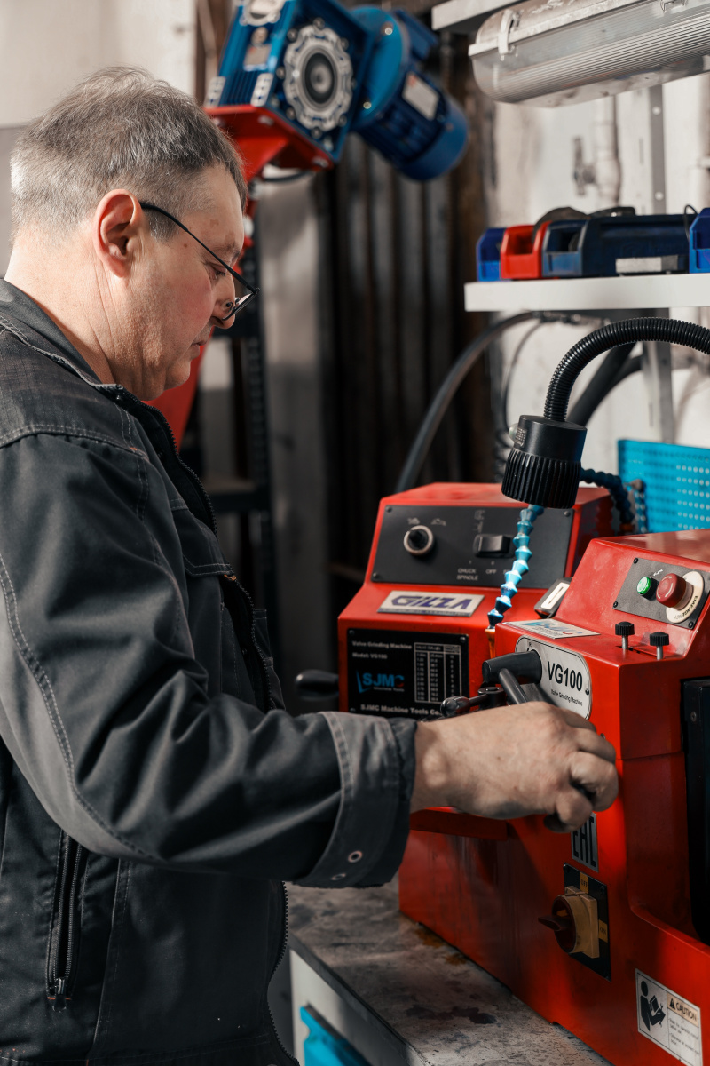 Станок для шлифовки фаски клапана SJMC VG100