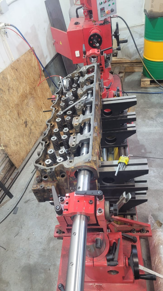 Горизонтально-расточной станок T8120VF для постелей ГБЦ и блока цилиндров