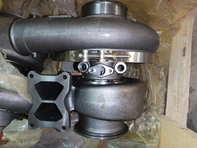 Турбина Cummins HX83 4956104 (4089297, 2838542, 3599008, 3599007, 3599009) фото запчасти
