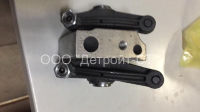 Суппорт коромысло в сборе Cummins 3934920 фото запчасти