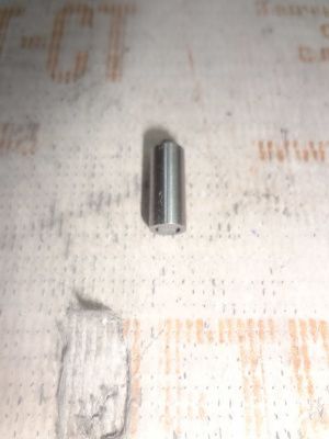 Обратный клапан 4076981 фото запчасти