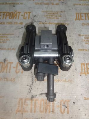 Опора клапанного коромысла C-8.3 Cummins 3934921 фото запчасти