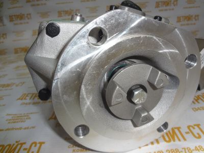 Насос топливный Cummins K38, K50 3080521-BC11 фото запчасти