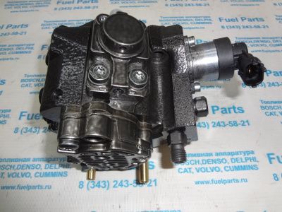 Топливный насос Cummins 4990601 фото запчасти