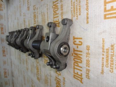 Ось коромысла в сборе Perkins ZZ90057 (929-367) фото запчасти