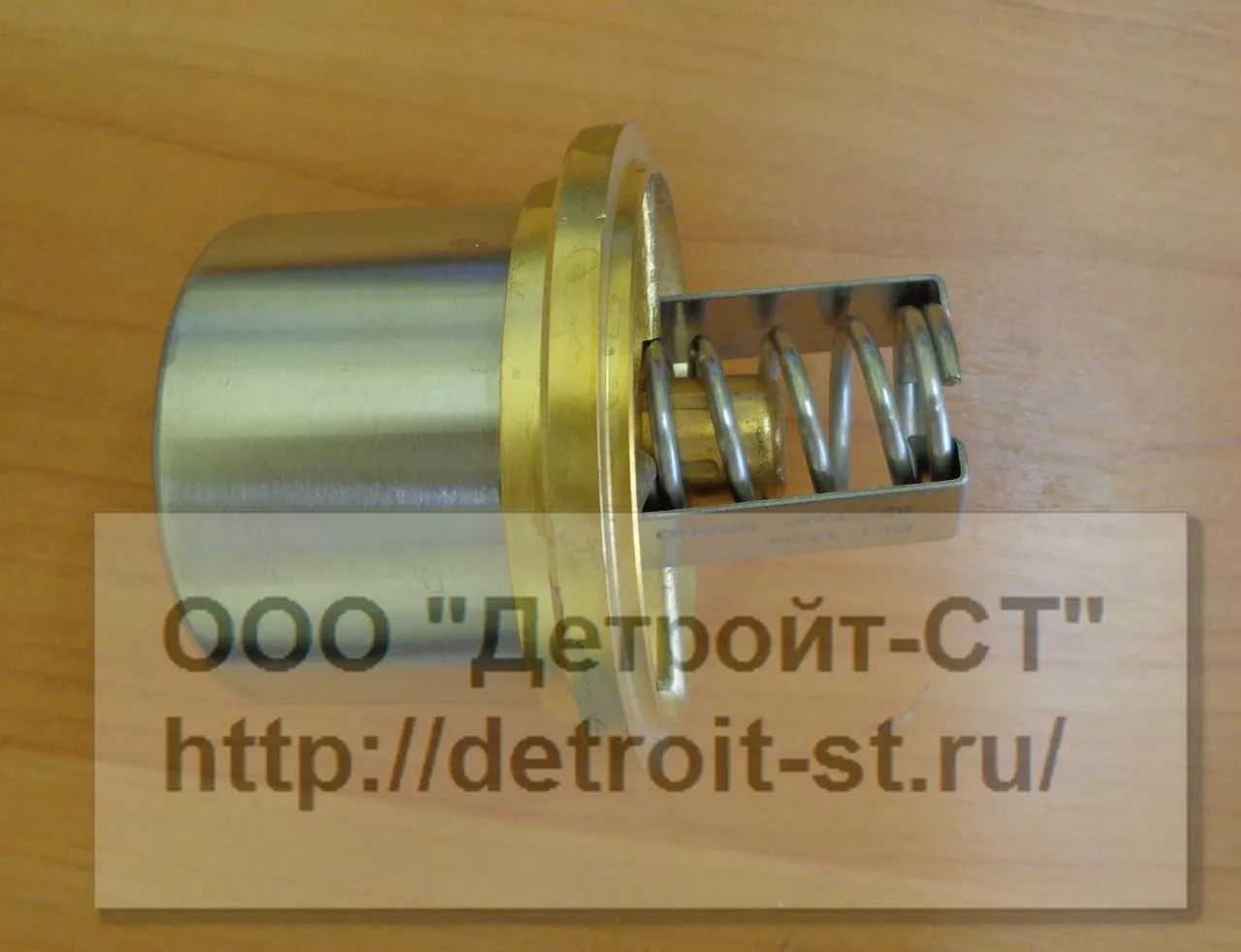 Термостат Cummins KTA-19 3076489 (201737, 3002964, 3022299, 146077) фото запчасти